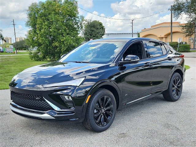 2025 Buick Envista ST photo 2
