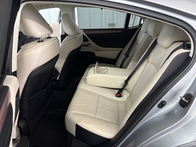 2023 Lexus ES 350 Ultra Luxury photo 11