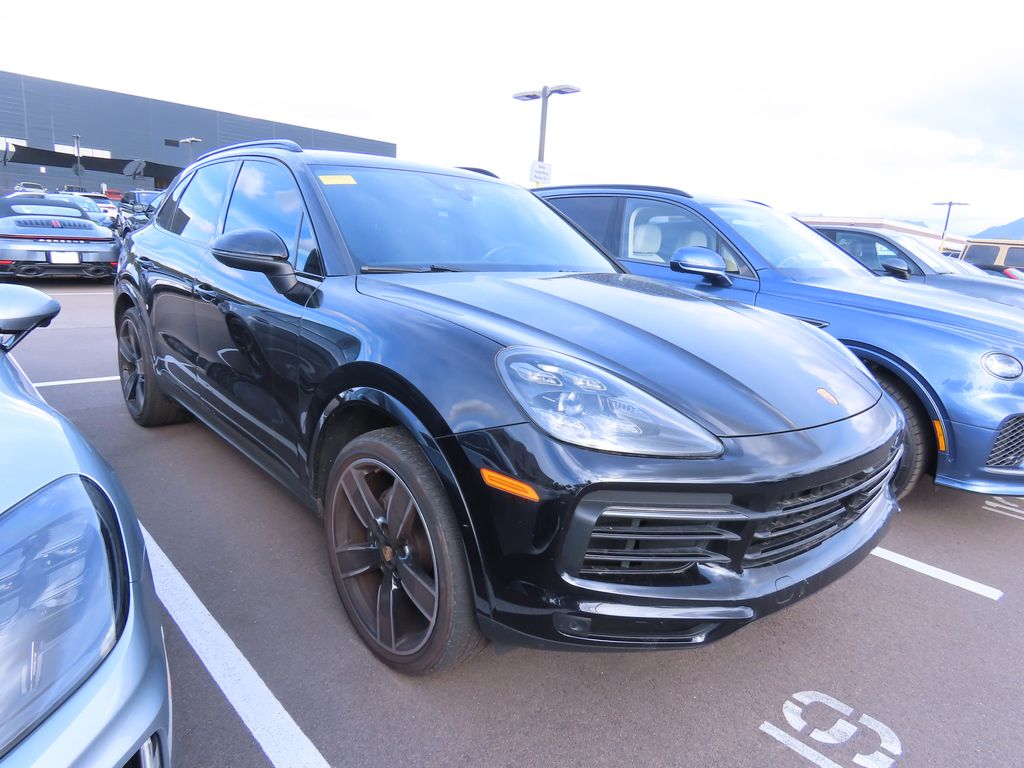 2019 Porsche Cayenne Base's photo