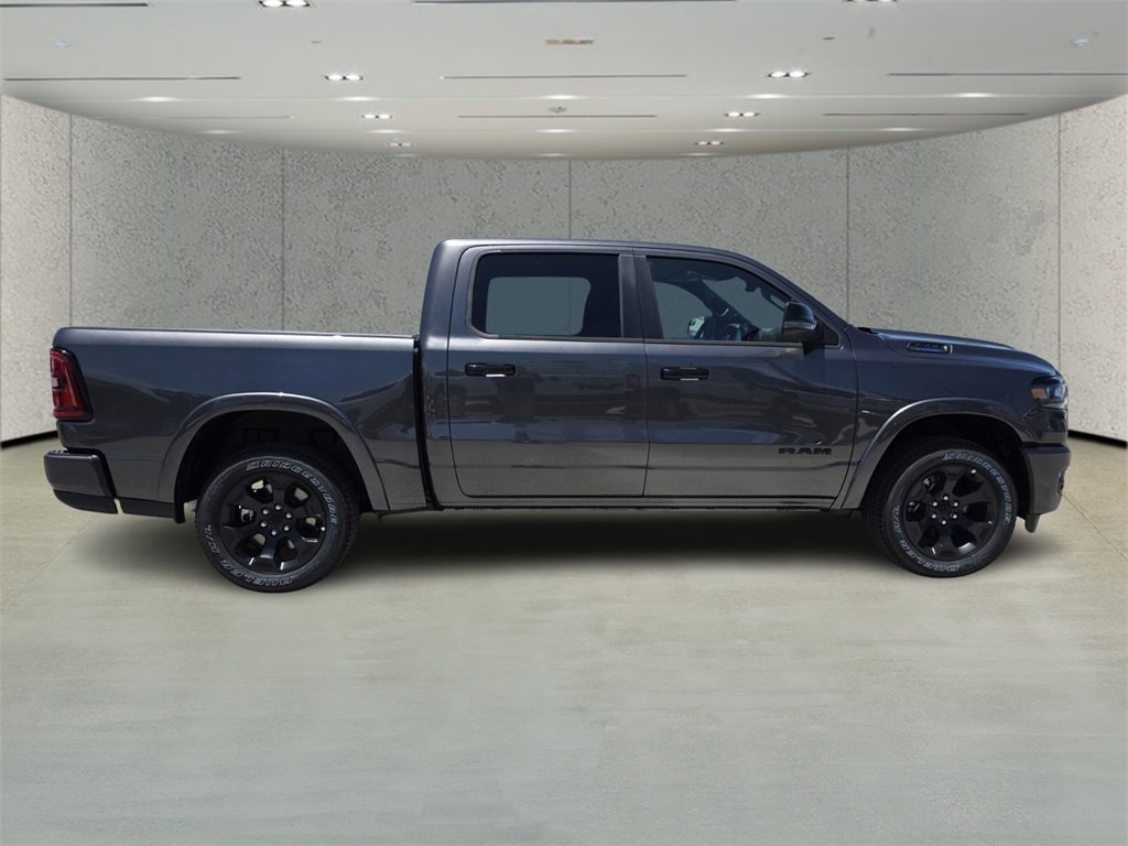 2025 Ram 1500 Big Horn photo 3