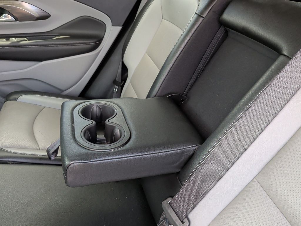 2023 Gmc Terrain SLT photo 31
