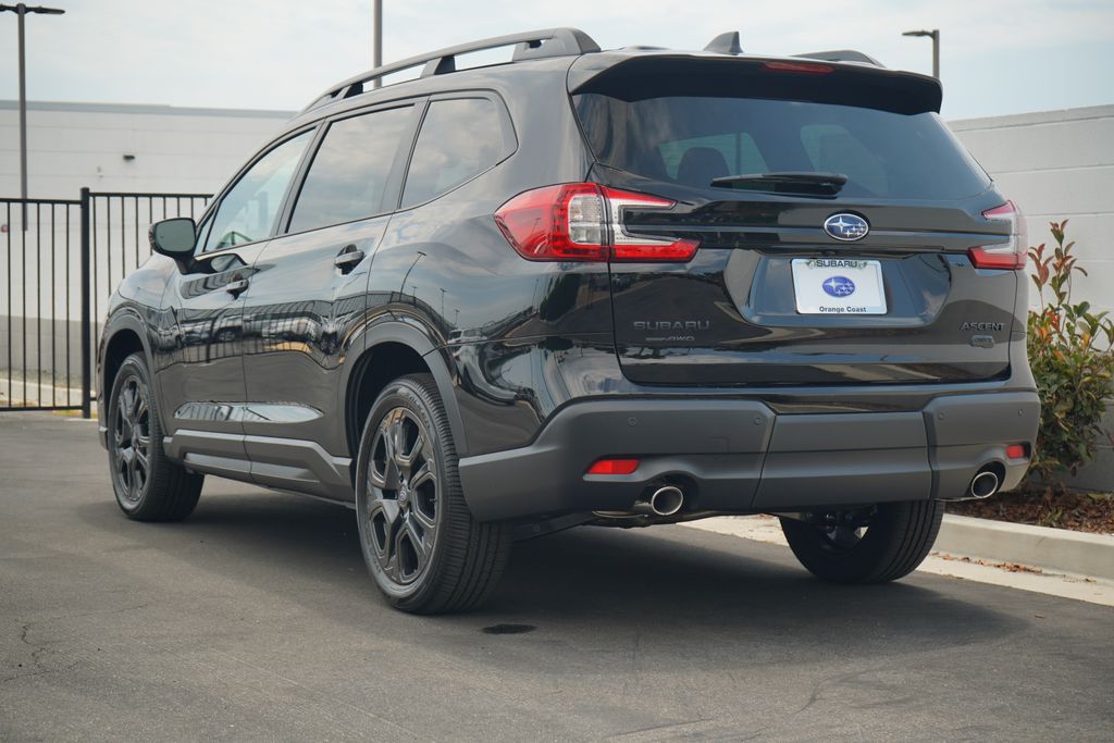 2025 Subaru Ascent Onyx Edition photo 3