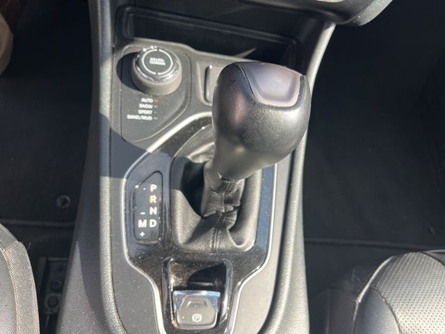 2023 Jeep Cherokee Altitude photo 23