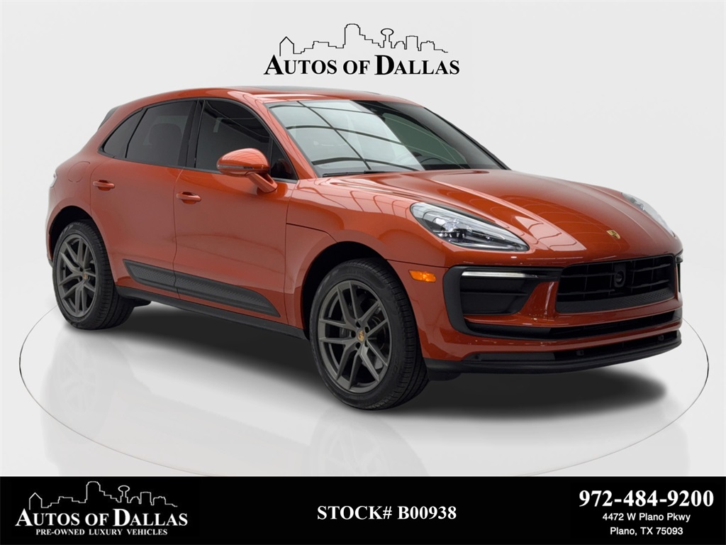 2023 Porsche Macan T's photo