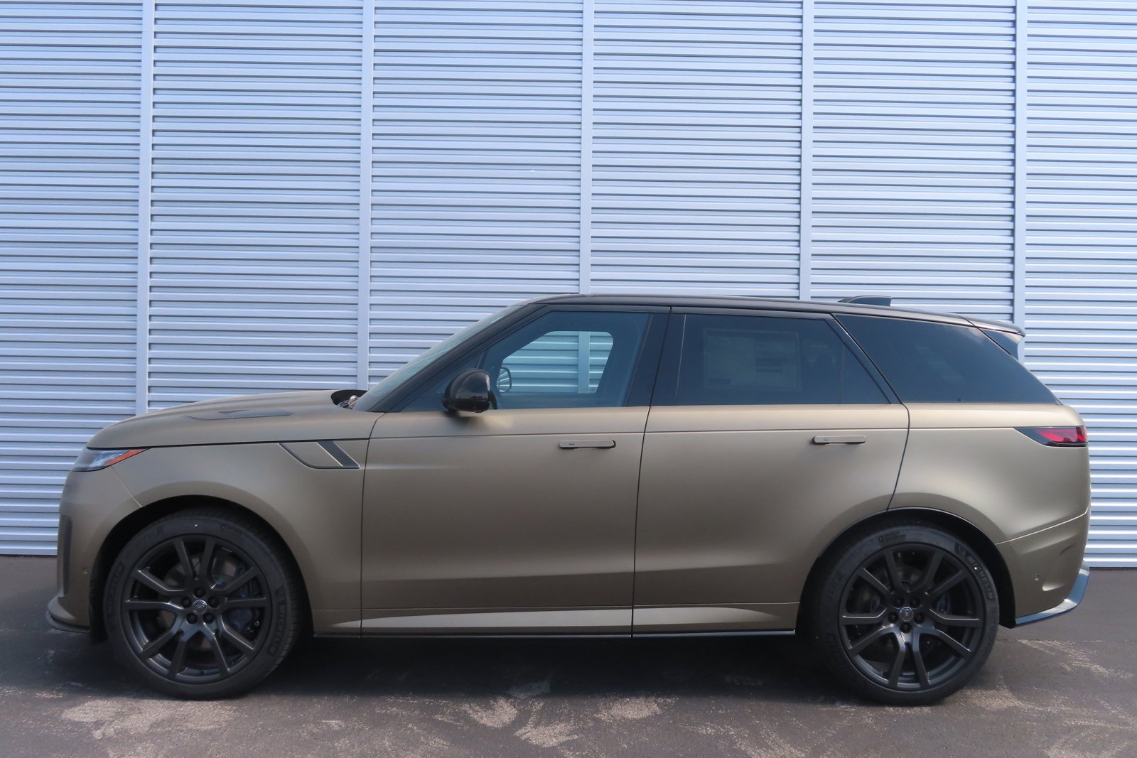 2024 Land Rover Range Rover Sport photo 6