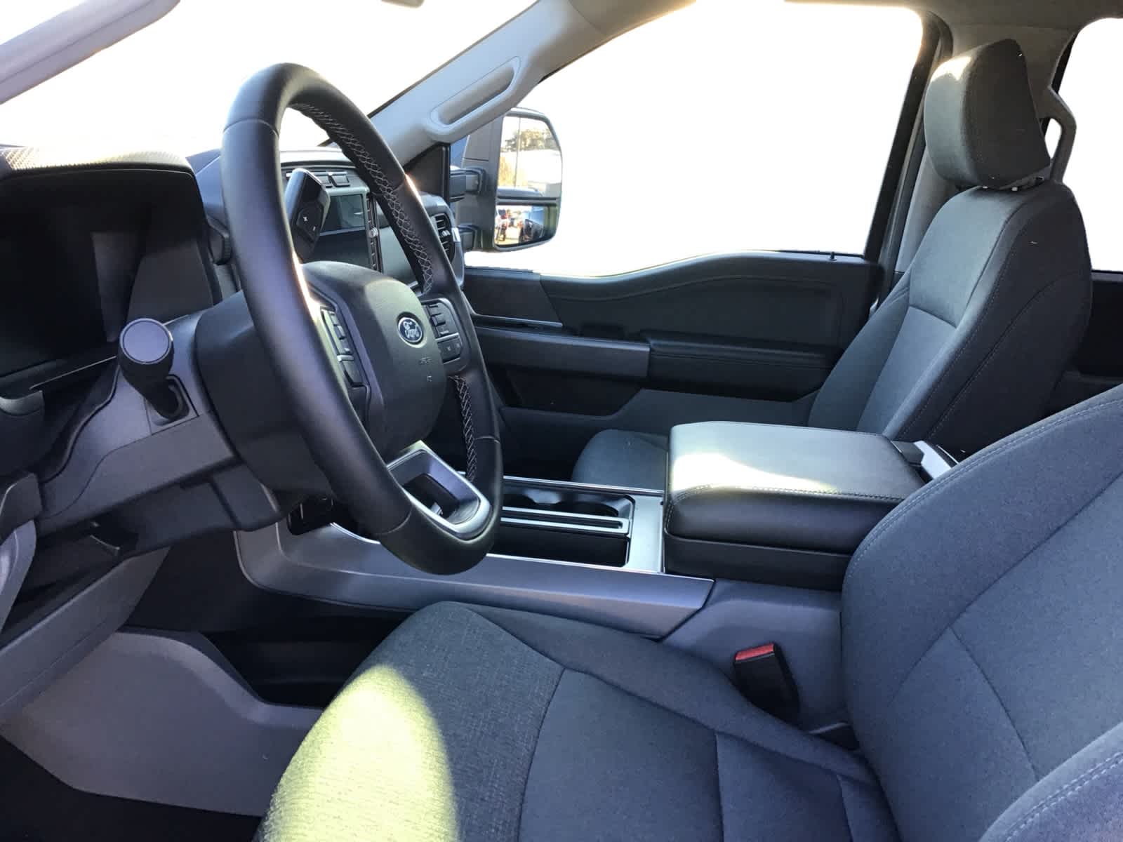 2025 Ford F-150 STX photo 8