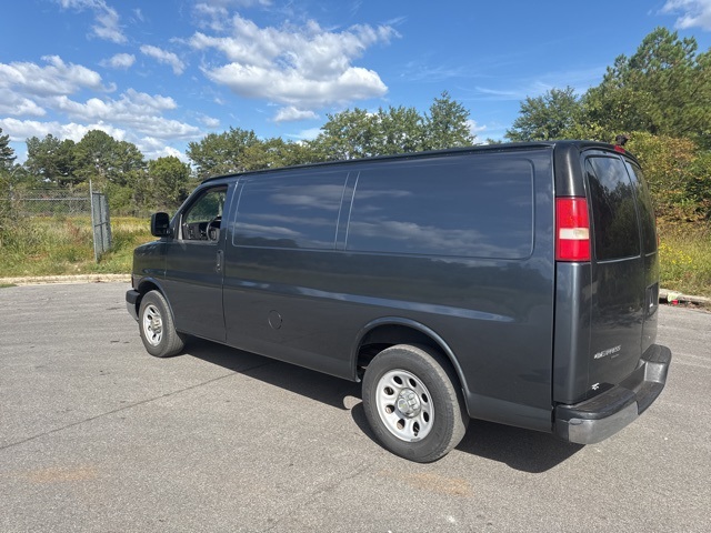2014 Chevrolet Express 1500 Work Van photo 2
