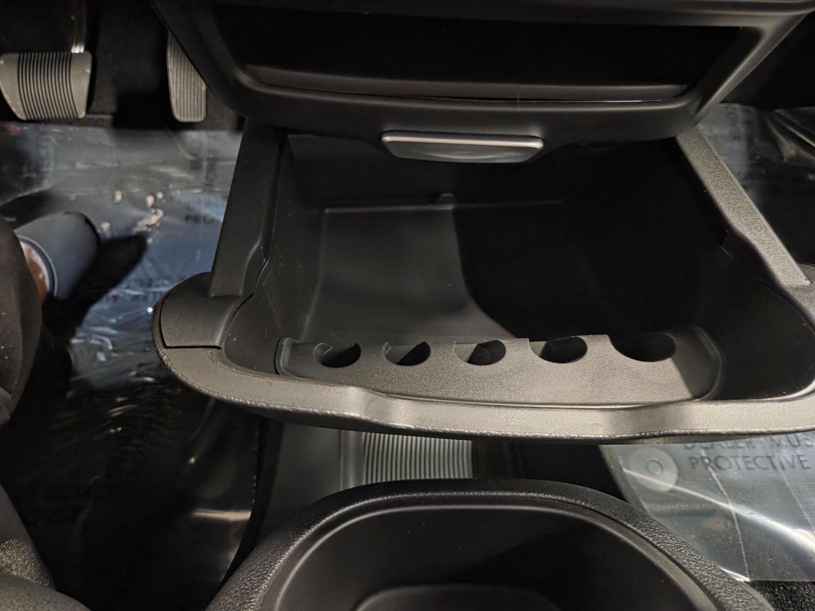 2026 Chrysler Pacifica photo 27