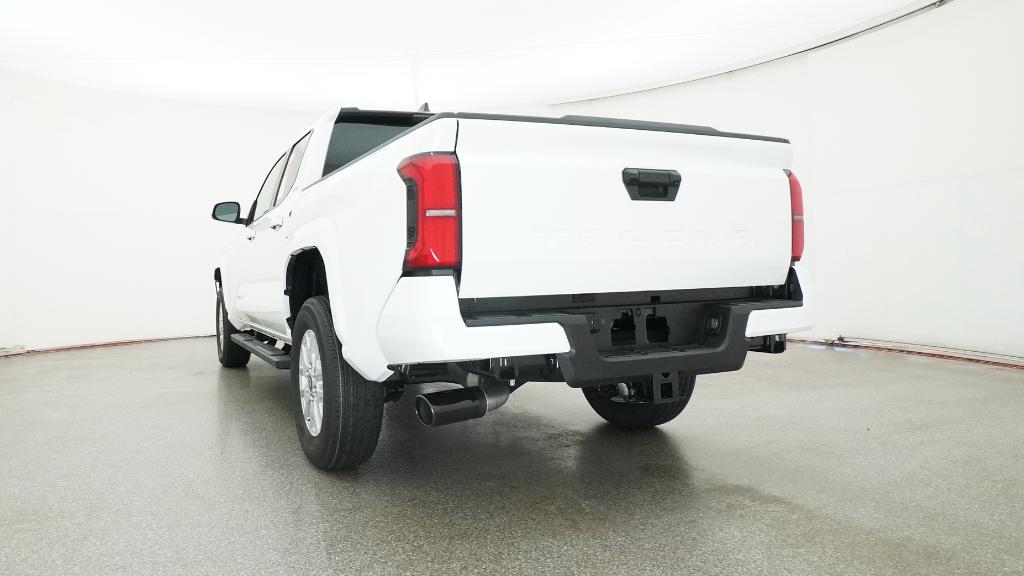 2025 Toyota Tacoma SR5 Double Cab photo 15