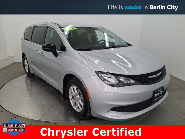 2026 Chrysler Voyager LX's photo