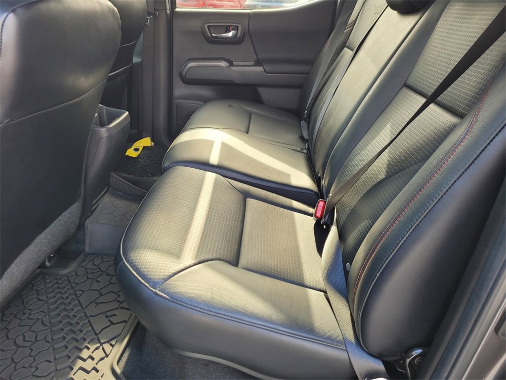 2022 Toyota Tacoma TRD Pro V6 photo 11