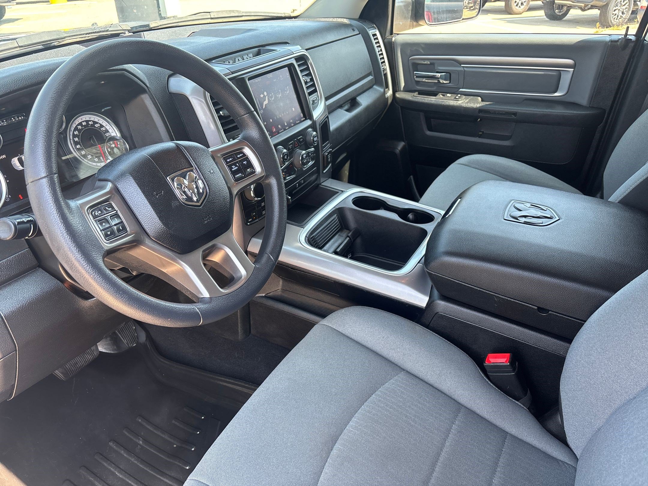 2023 Ram 1500 Classic SLT photo 3