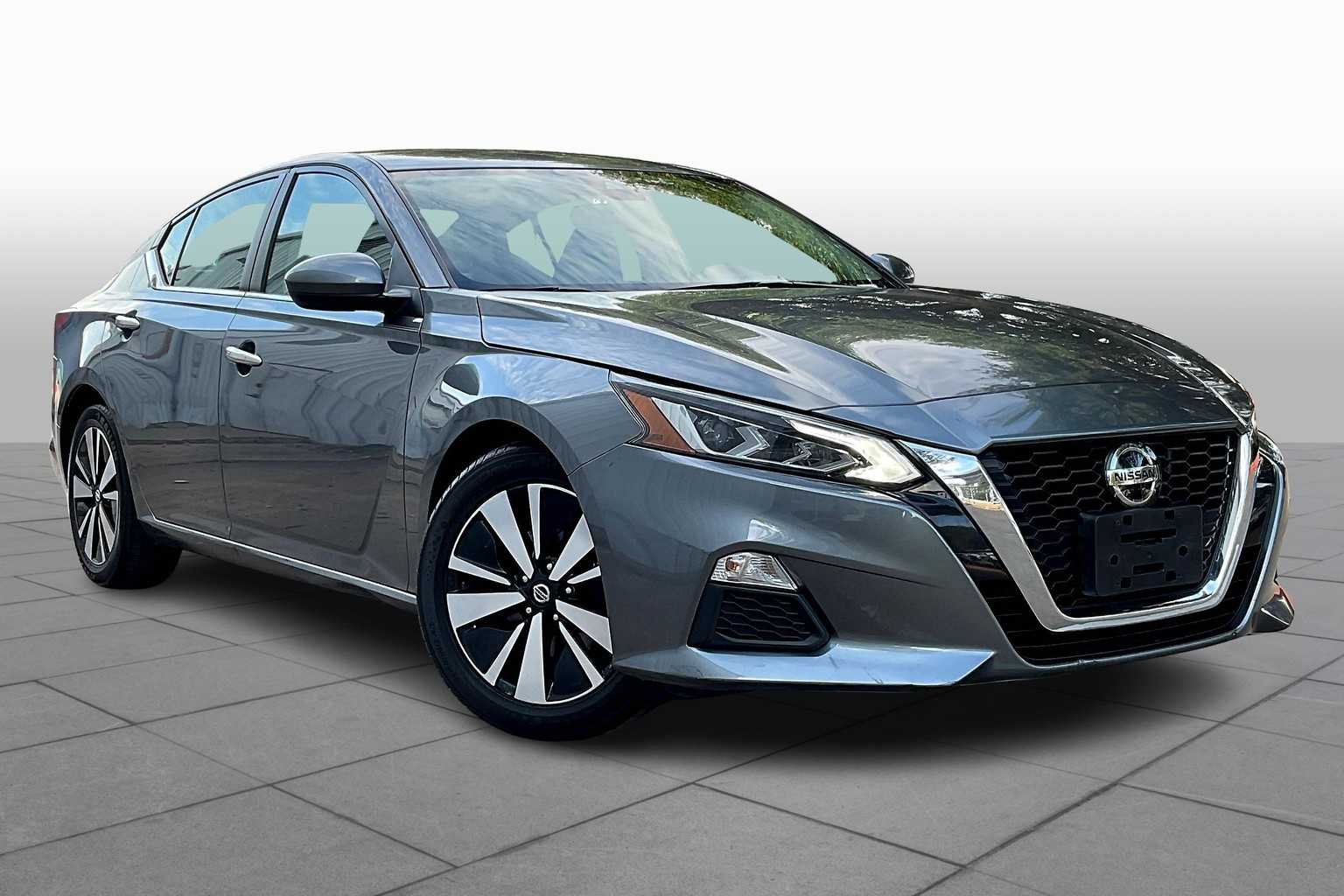 2022 Nissan Altima 2.5 SV photo 4