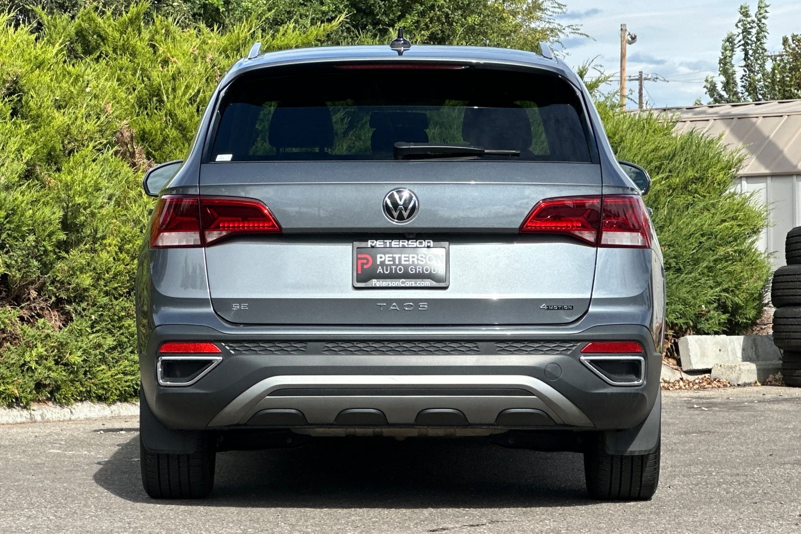 2022 Volkswagen Taos SE photo 4