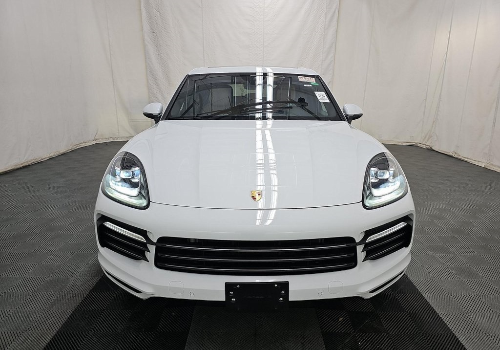 2022 Porsche Cayenne S Platinum Edition photo 2