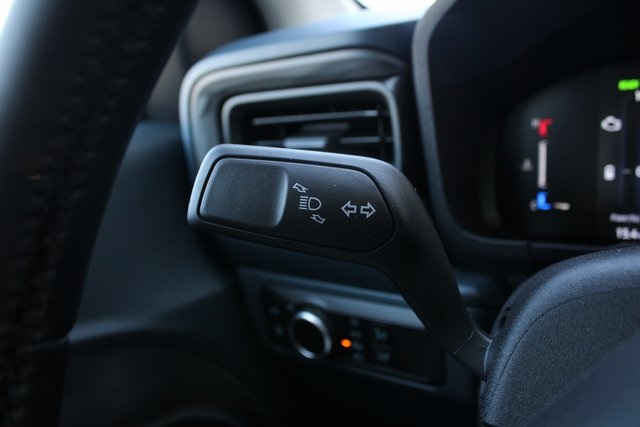 2025 Ford Maverick Lariat photo 4