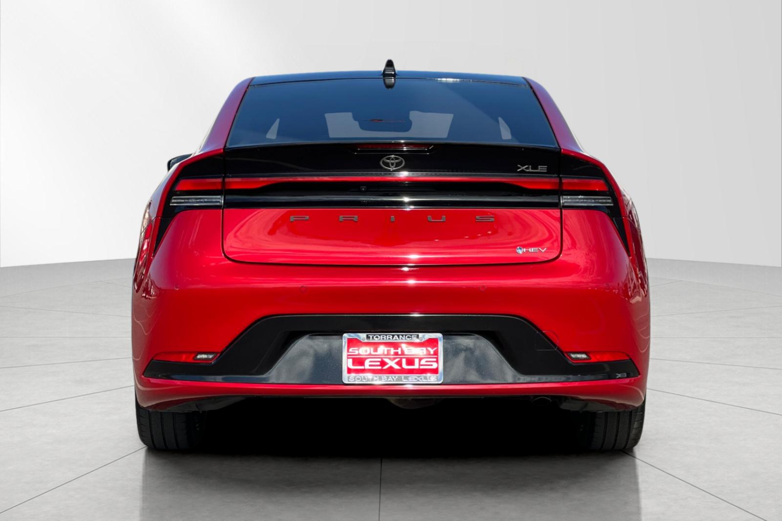 2024 Toyota Prius Limited photo 4