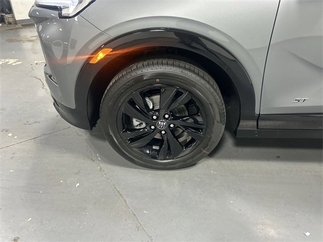 2025 Buick Encore GX Sport Touring photo 17