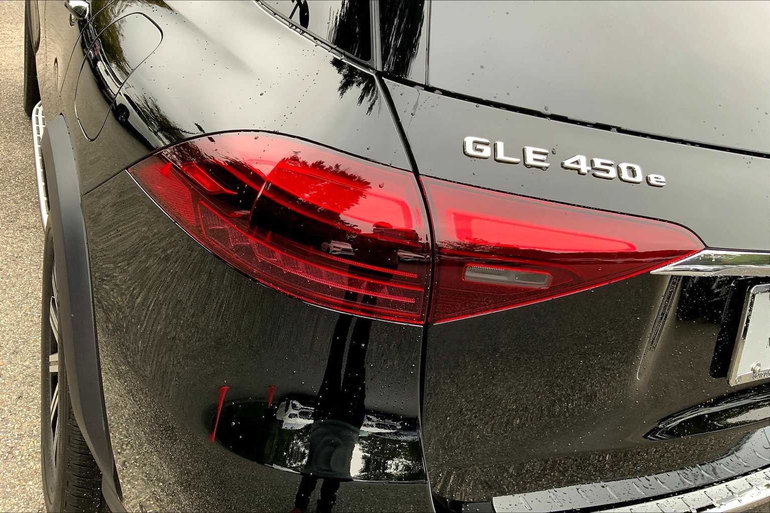 2026 Mercedes Benz GLE 450e 4MATIC photo 18