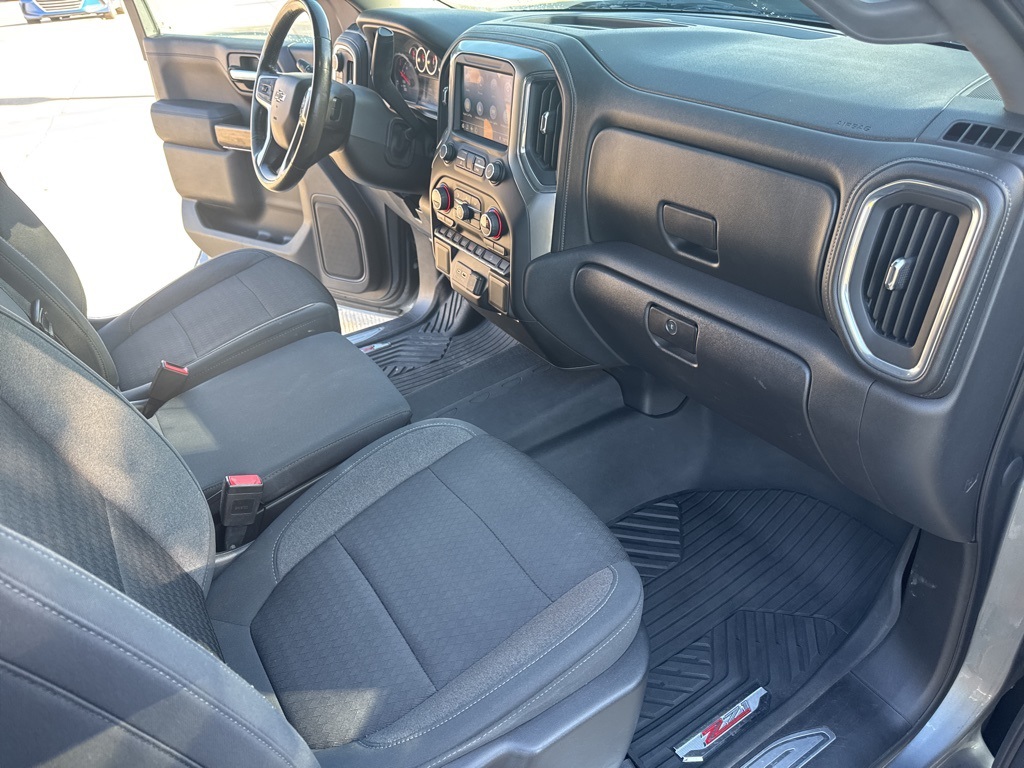 2020 Chevrolet Silverado 1500 RST photo 20