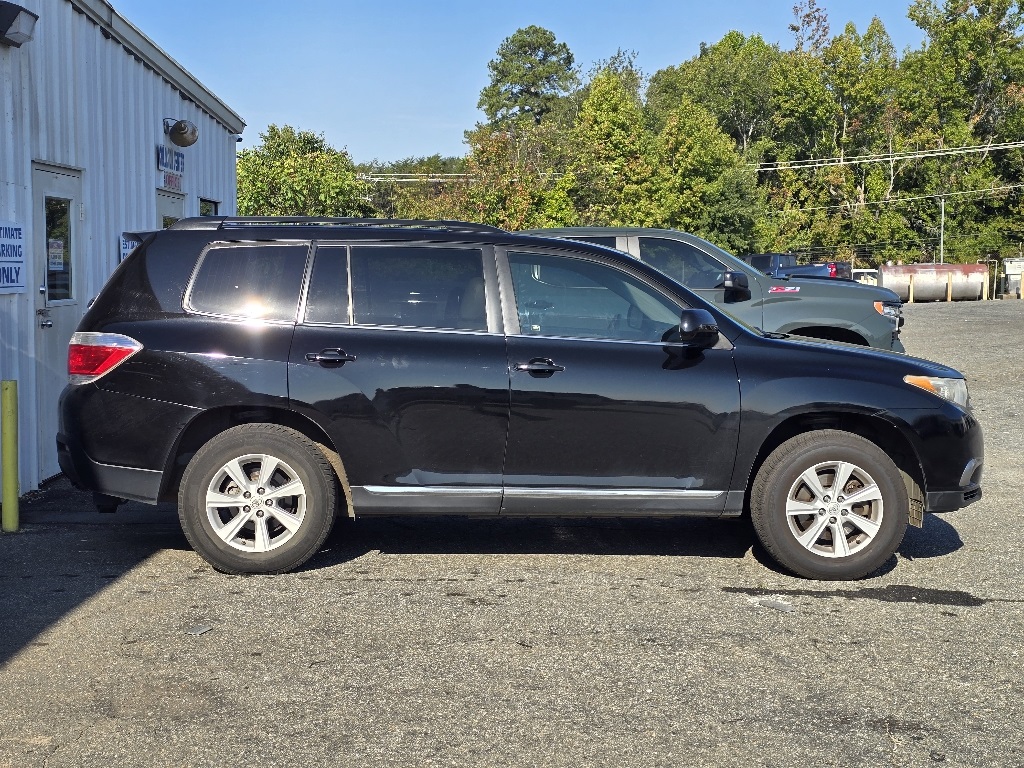 2011 Toyota Highlander XLE photo 4