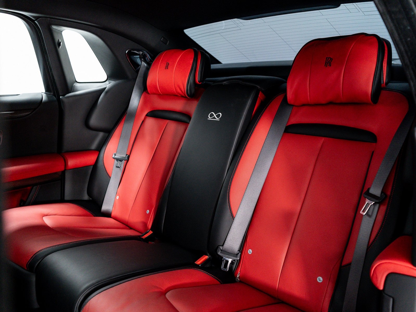 2022 Rolls Royce Ghost Black Badge photo 25