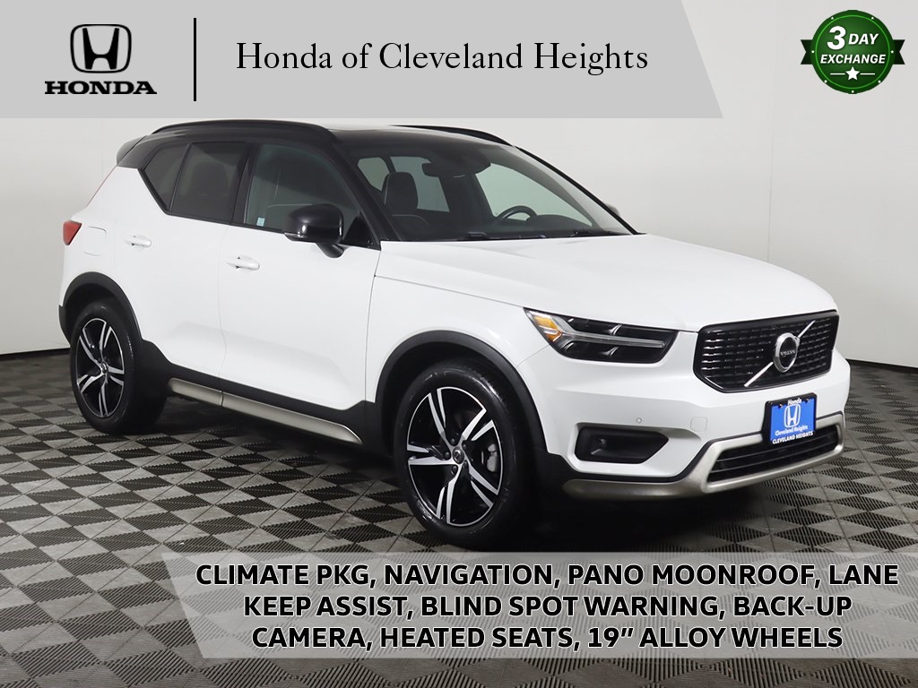 2021 Volvo XC40