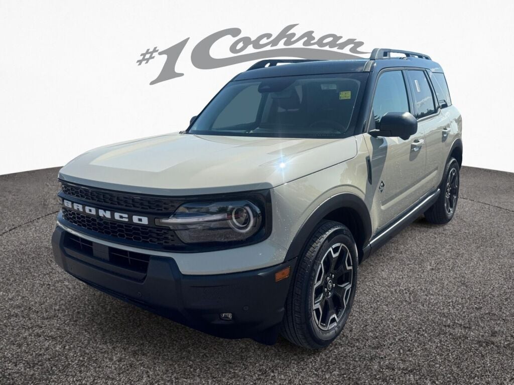 2025 Ford Bronco Sport Outer Banks photo 3