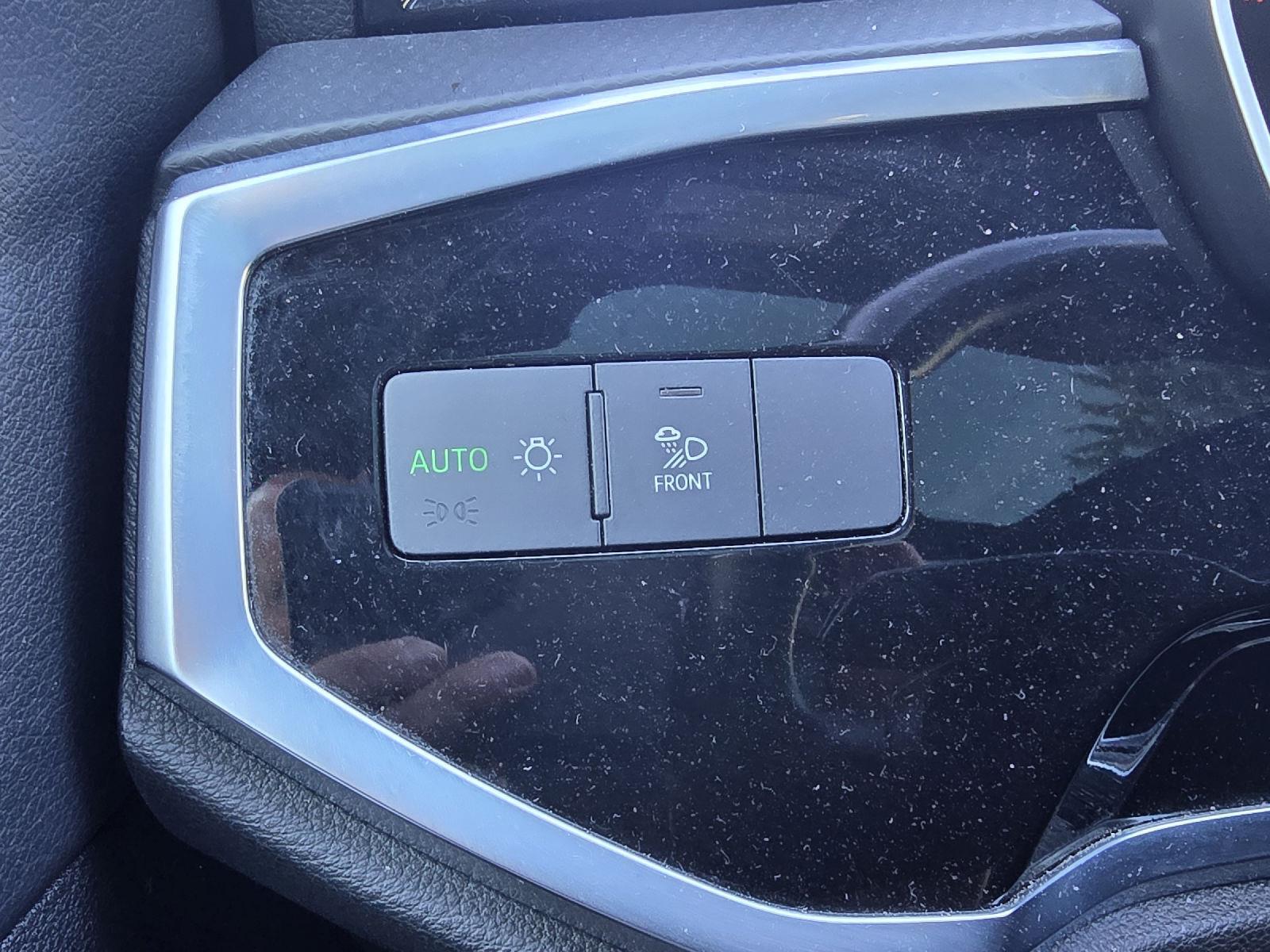 2023 Audi Q3 S line Premium photo 13