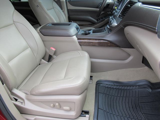 2017 Chevrolet Tahoe LT photo 8