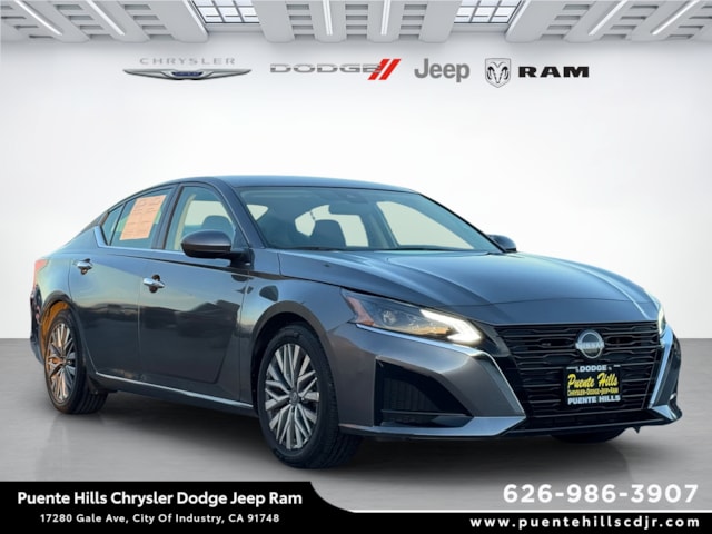 2023 Nissan Altima SV