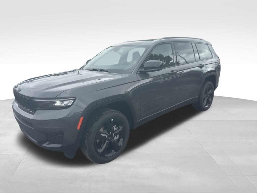 2025 Jeep Grand Cherokee Altitude X photo 2