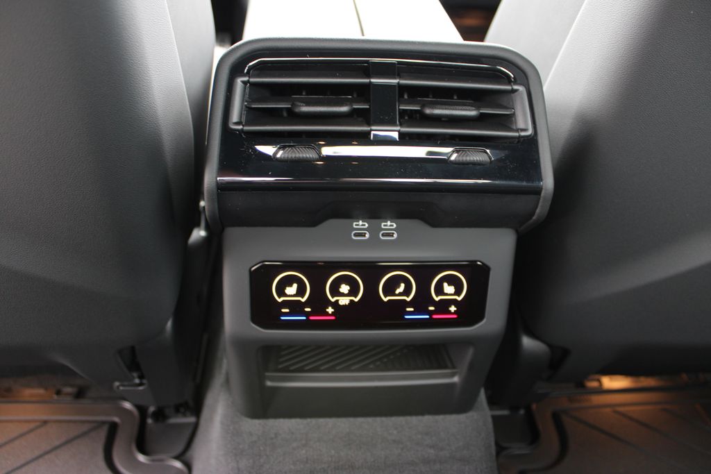 2026 Bmw M5 5 photo 38
