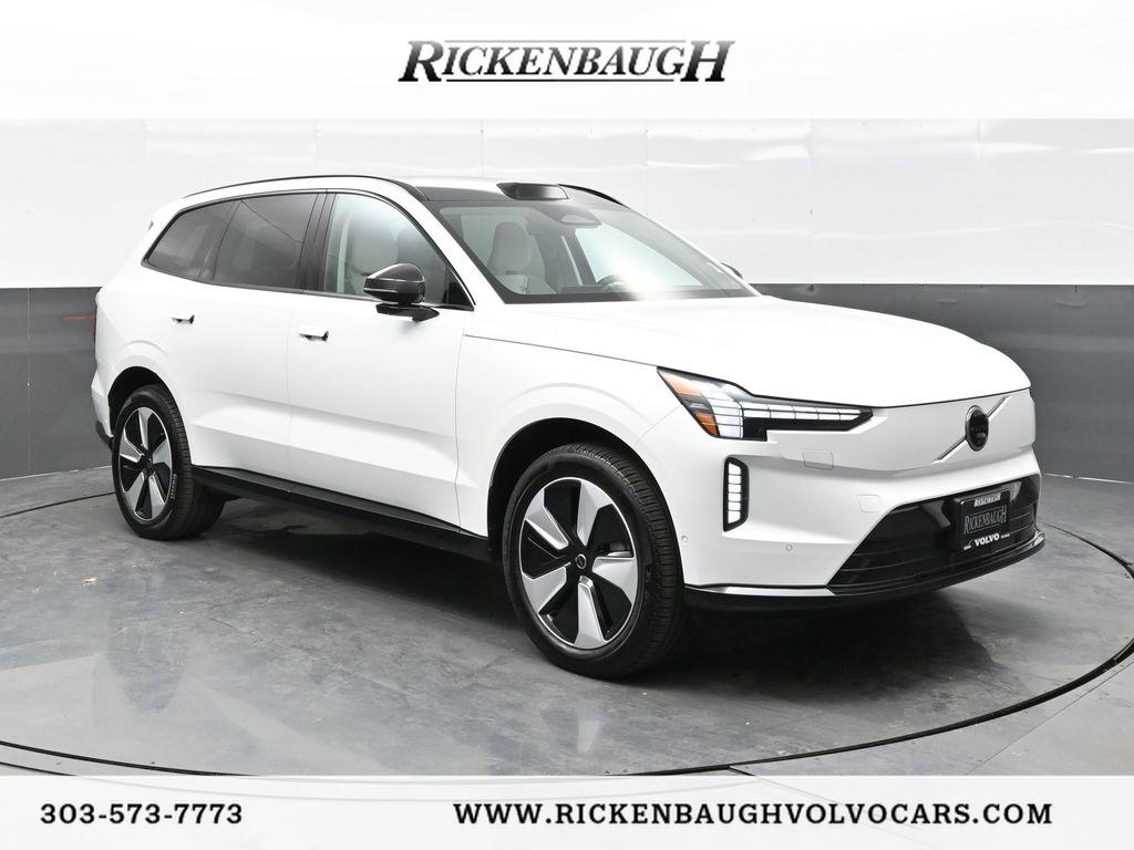 2025 Volvo EX90 Plus