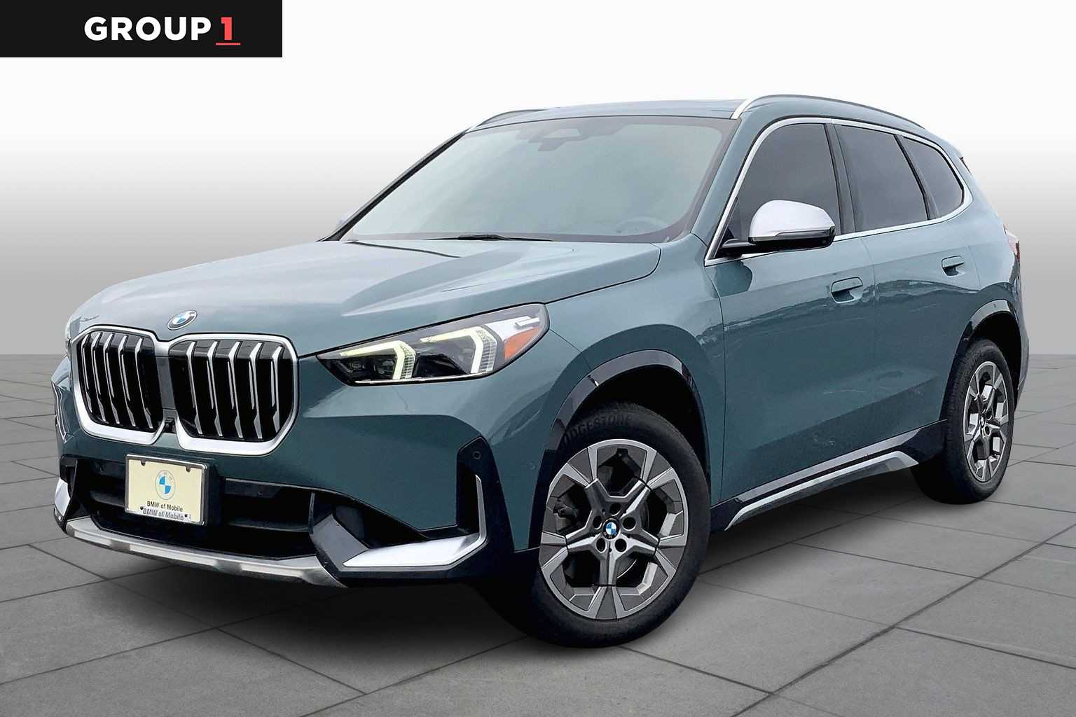 2023 BMW X1 28i's photo