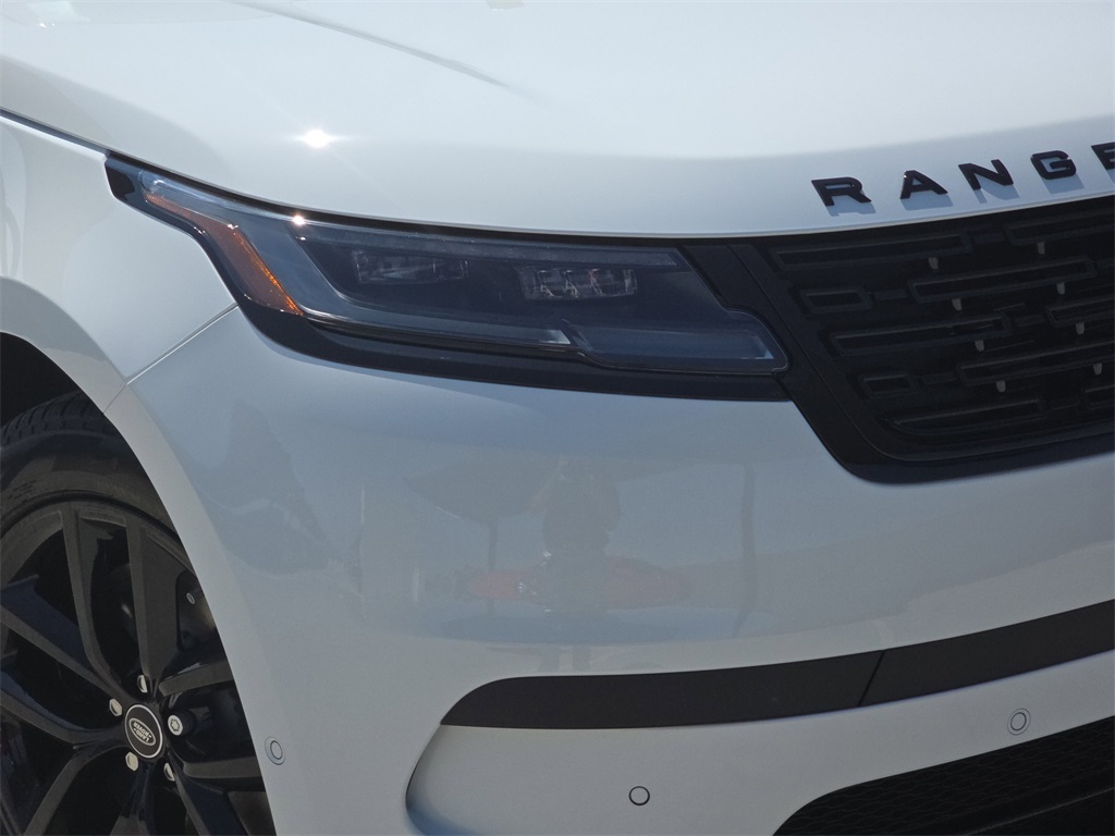 2026 Land Rover Range Rover Velar P250 S photo 27