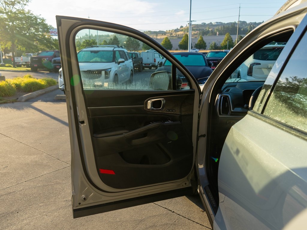 2026 Kia Sorento X-Line SX Prestige photo 15
