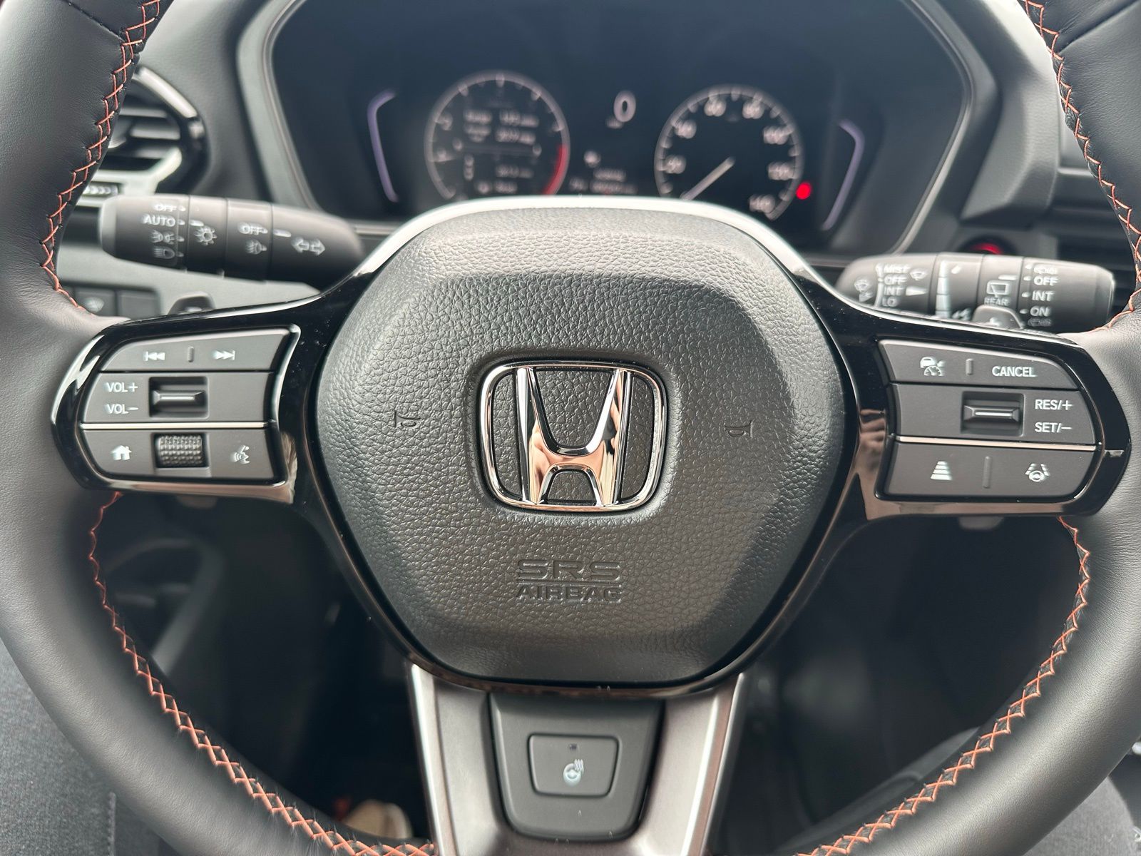 2025 Honda Pilot TrailSport photo 12