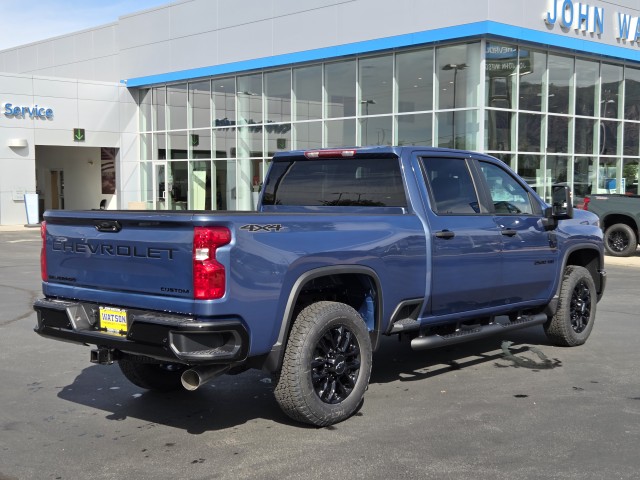 2025 Chevrolet Silverado 2500HD Custom photo 6