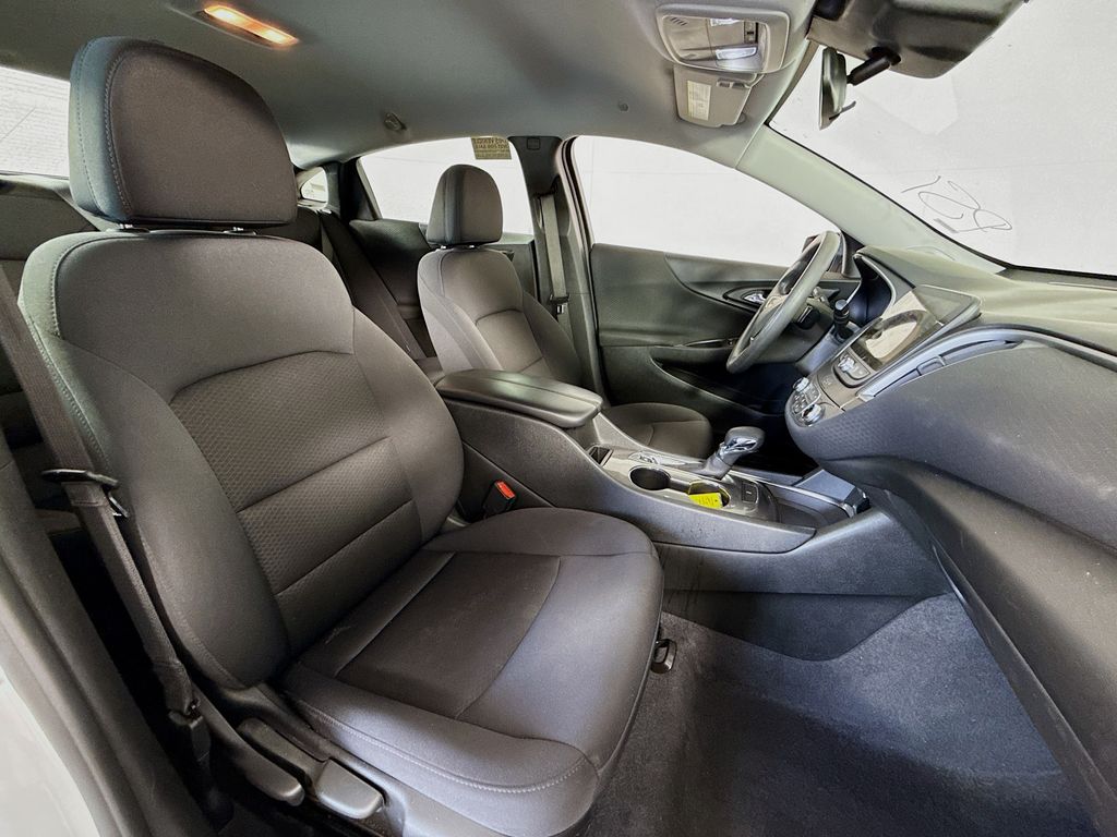 2023 Chevrolet Malibu 1LT photo 26