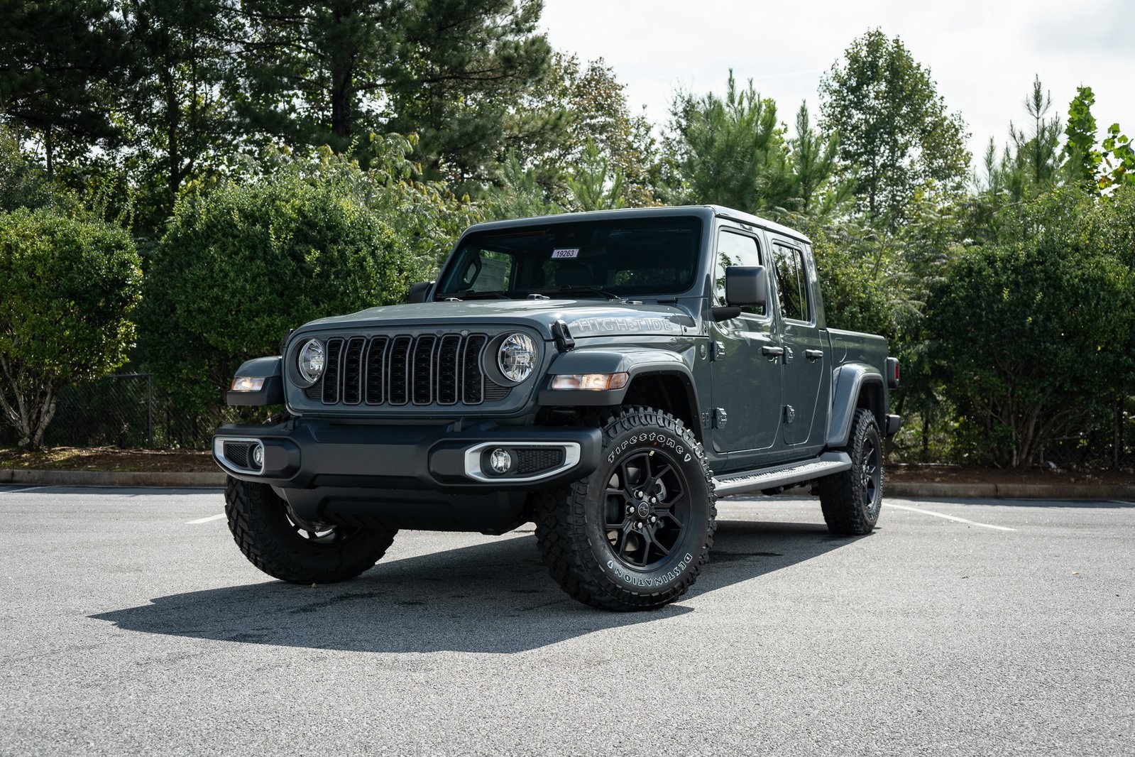 2025 Jeep Gladiator High Tide's photo