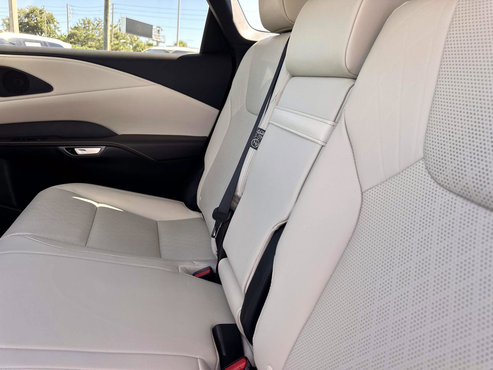 2023 Lexus RX 350 Premium photo 13