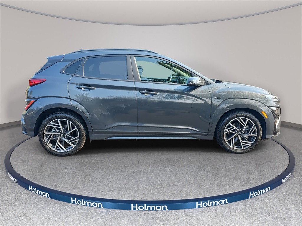 2022 Hyundai Kona SEL N Line photo 4