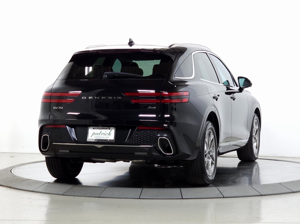 2024 Genesis GV70 2.5T Advanced photo 5
