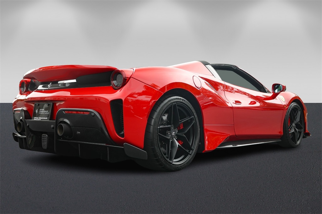 2020 Ferrari 488 Pista Spider photo 3