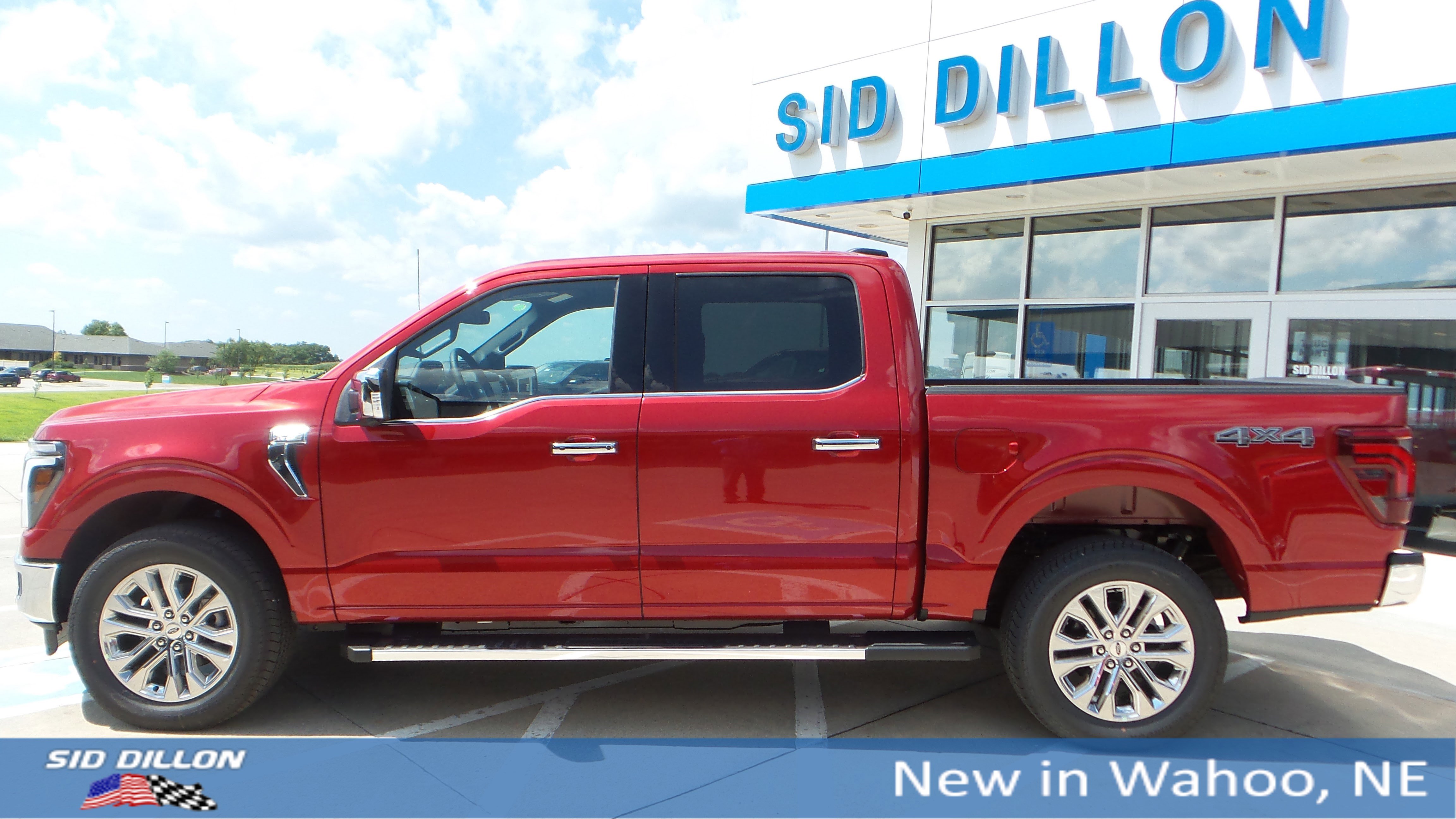 2025 Ford F-150 Lariat photo 2
