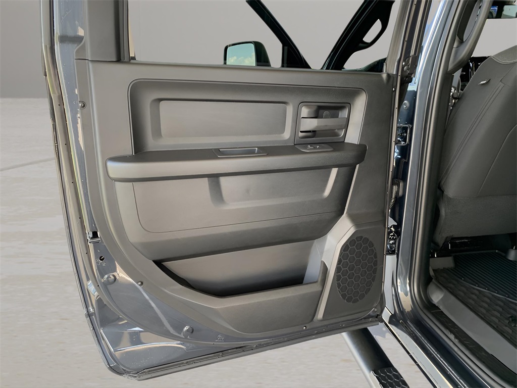 2026 Ram 2500 Tradesman photo 30