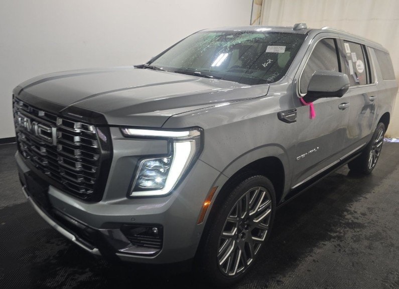 2025 GMC YUKON XL - Image 1