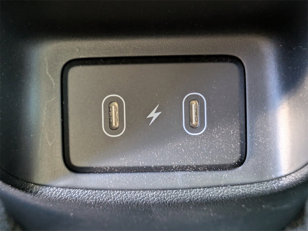 2025 Hyundai Elantra SEL Sport photo 12