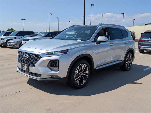 2019 Hyundai Santa Fe Ultimate photo 2